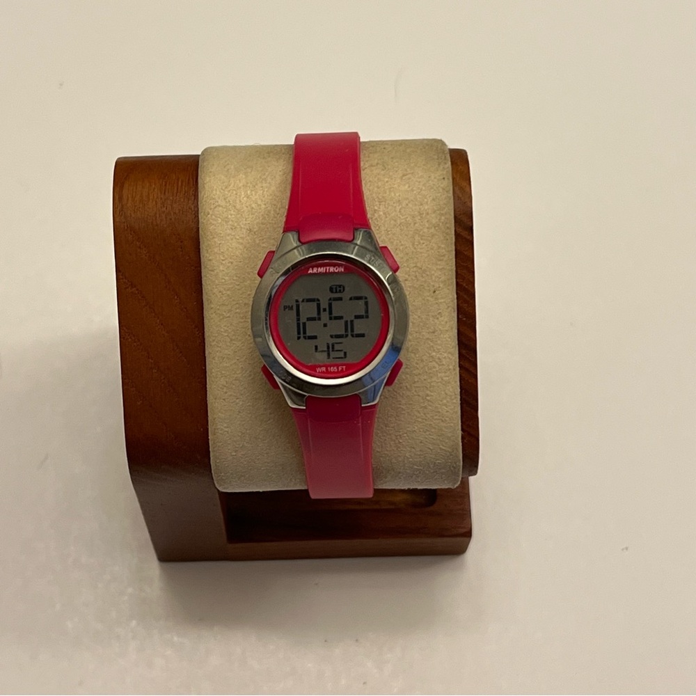 Armstrong pro Sport Digital watch‎